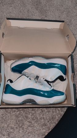 Jordan 11 Blues Lows Size 5.5y