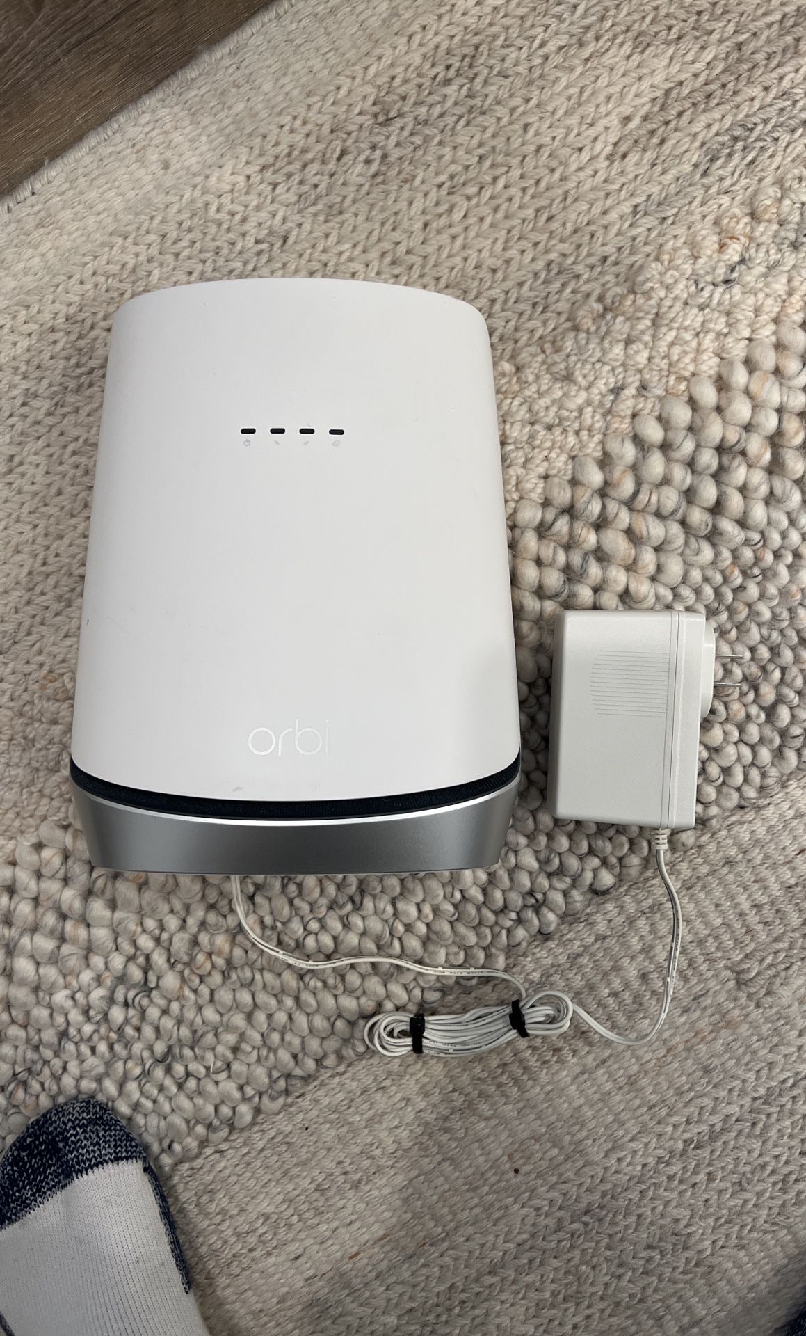 Netgear Orbi CBR750 Modem/Router