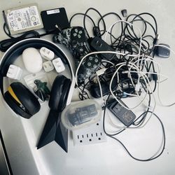 Electronic Lot (Untested) Includes PS5 headset,JBL Bluetooth and Charging Cables (Read Description)