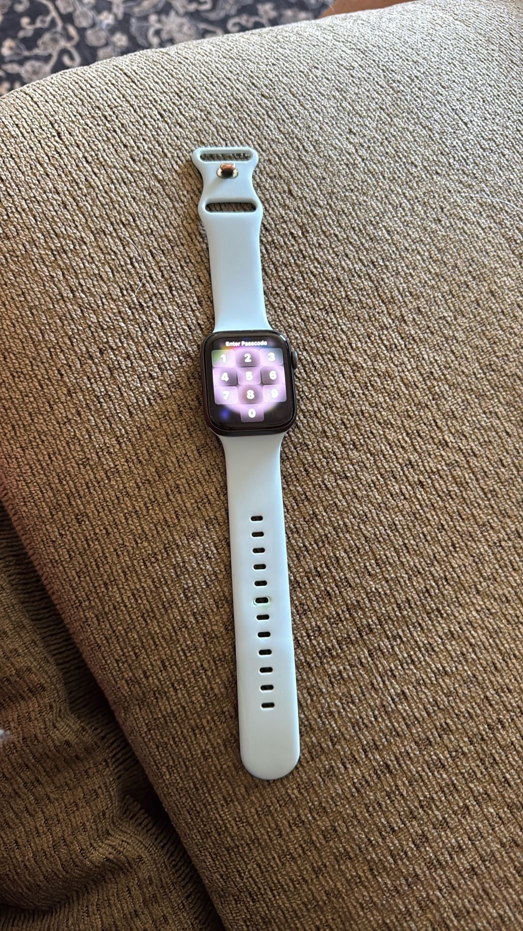 Apple Watch GPS + Cellular