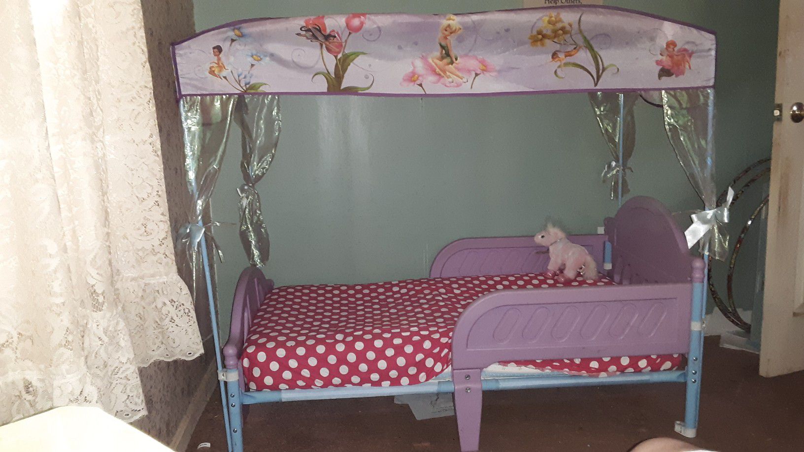 Price Reduced!! Tinkerbell canopy toddler bed