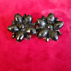 Vintage Marvella clip on earrings