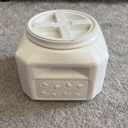 Pet/ Dog Food Storage Container