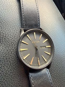 Nixon Sentry watch