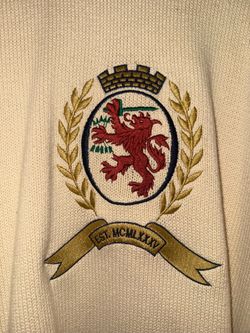 Tommy Hilfiger sweater