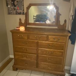 Dresser W Mirror 