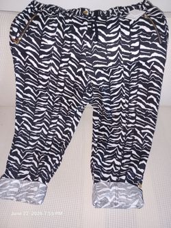 Calvin  Klein Women pants
