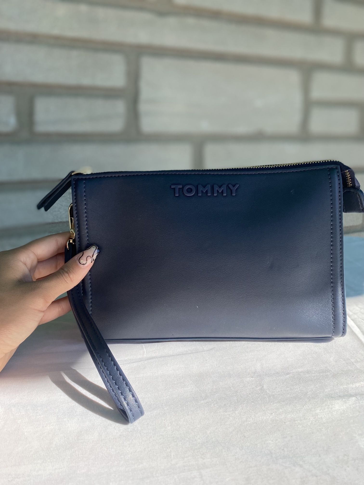 Tommy Hilfiger