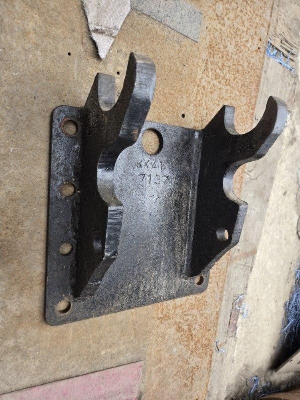 Breaker Top Mount Or Compaction Top Mount $300