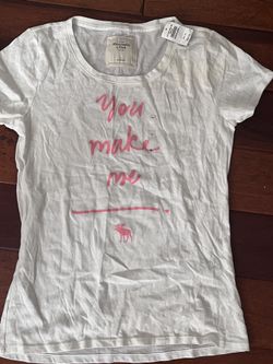 Ladies New Abercrombie Size L With Tags