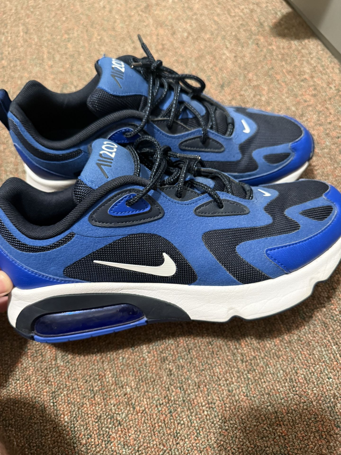 Men Nike Air Max 200 Size 9.5