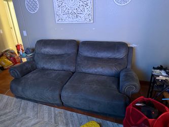 Recliner sofa