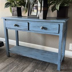 44x31 Sofa table entertainment center