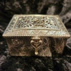 Brighton Lacie Daisy Jewel Box - Enamel Inside