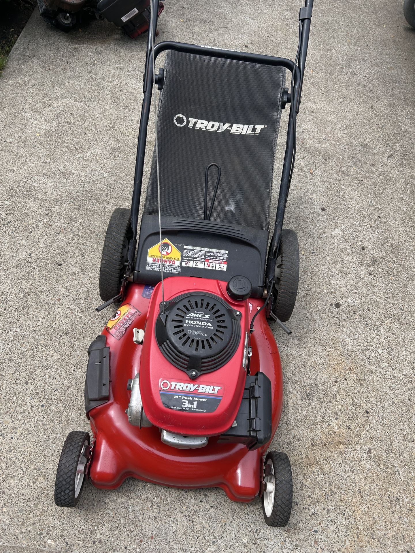 Troy Bilt Push Mower With Bag