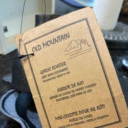 Old Mountain Cast Iron Garlic Roaster