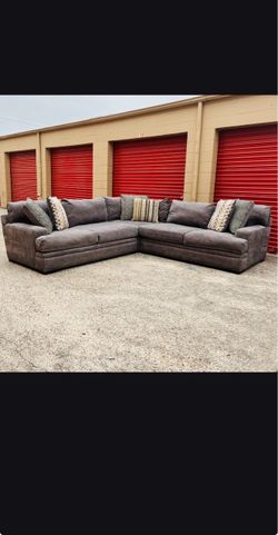 Gray sectional couch sofa