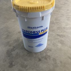 45lb Leslie’s Hardness plus 