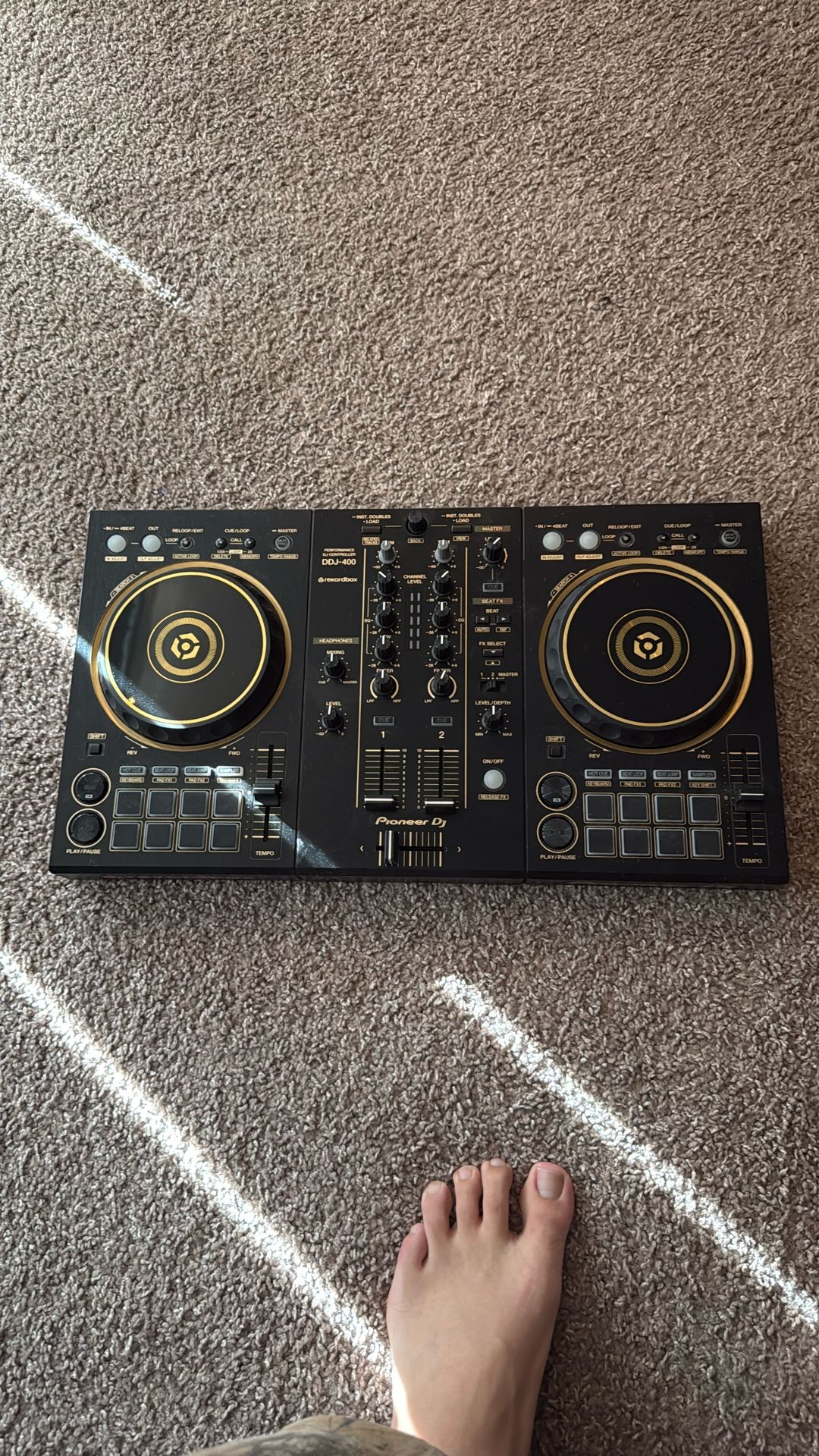 Pioneer DDJ-400 
