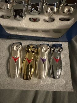 Box of 25 new novelty lighters