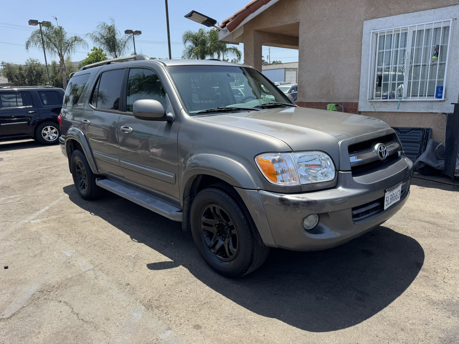 2005 Toyota Sequoia