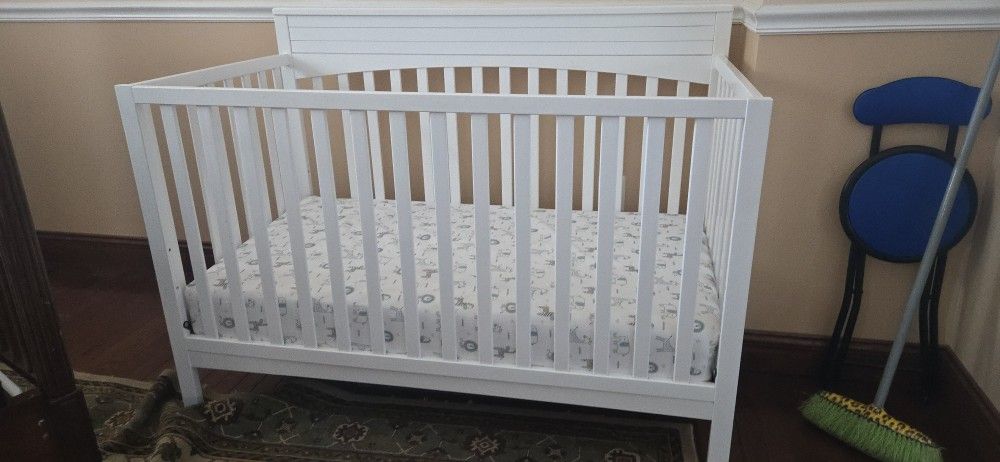 White Crib Great Condition. Used at Grandparents House Only Occasionally