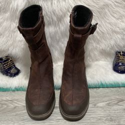 Merrell Eventyr Vera Mid Polar Waterproof Boots size 10