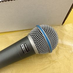 Shure Beta 58a Microphone