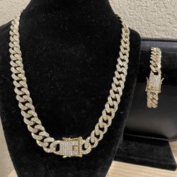 Necklace And Bracelet 