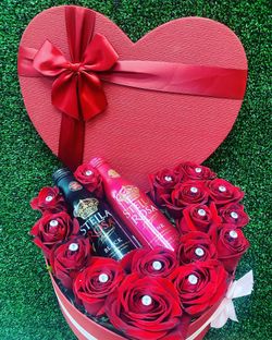Gift &flowers