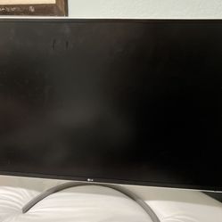 LG Monitor Full HD