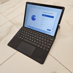Surface Go 2 with Keyboard & Pen 64GB / 4GB