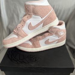 Jordan 1 Mid Legend Pink