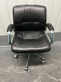 Vintage Steelcase Black Office Chair