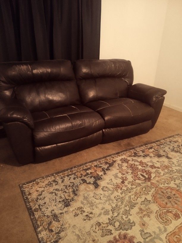 Reclineable Couch Leather