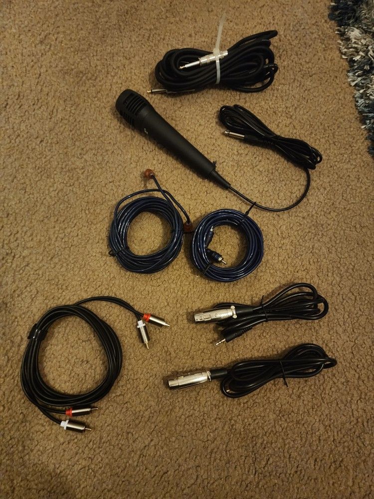 Audio Cables & Microphone