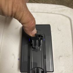 Dyson V6 Battery 4.6 Amp With Filters