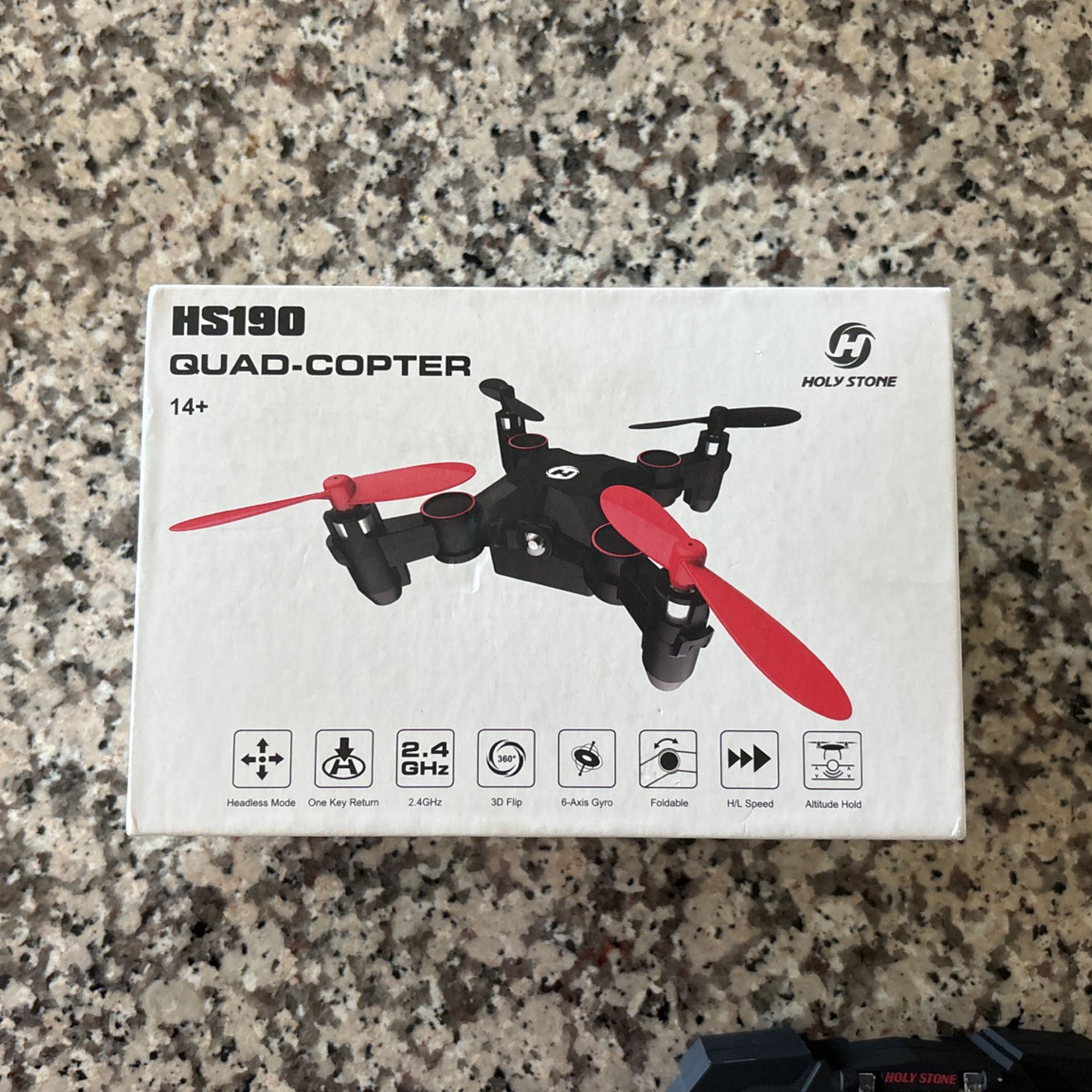 Holy Stone HS190 Quad-Copter