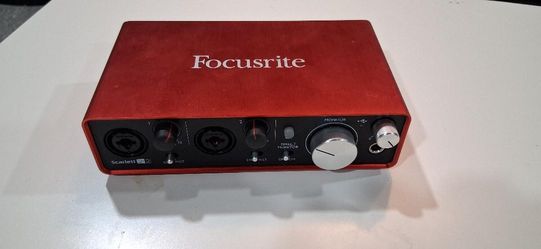 Focusrite Scarlett 2i2
