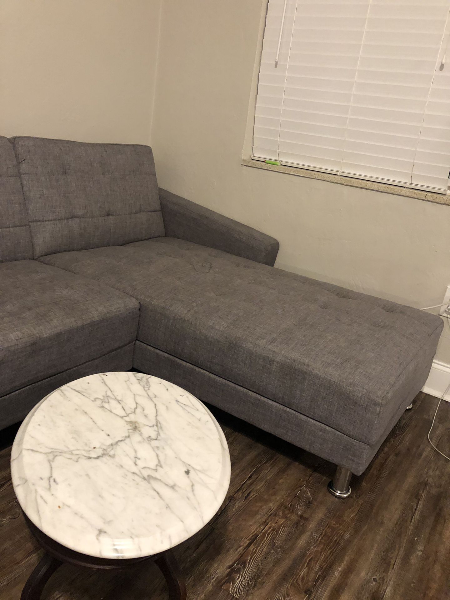 Reversible Sleeper Sectional W a chaise