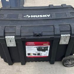 Husky 50 Gallon Rolling Tool Box