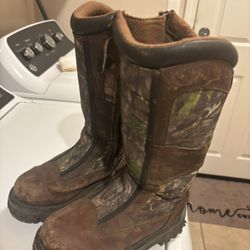 Great Condition Red Head Children Boots