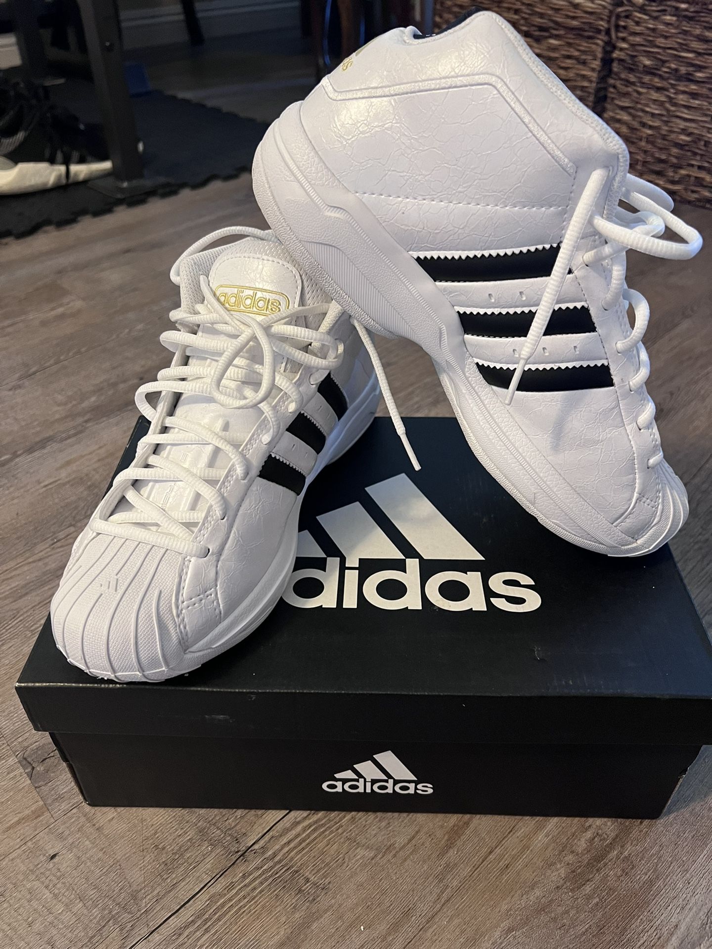 Adidas Pro Model 2G