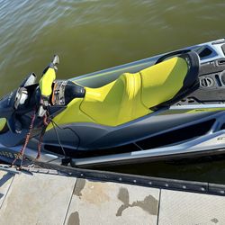 Single Sea-doo jet ski