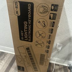 61-Key Electric Keyboard Piano 