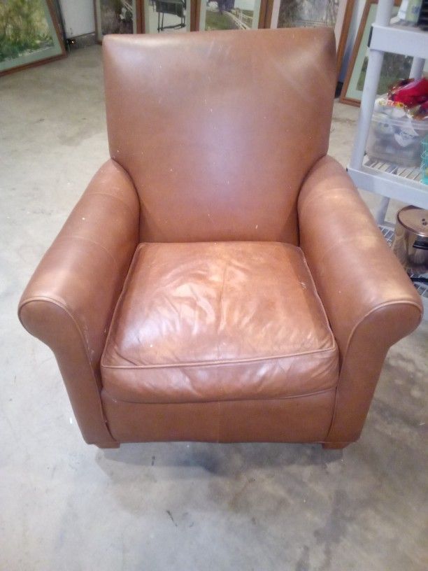 Brown Leather Chair No Rips Or Tears Almost New
