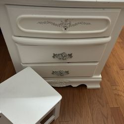 Acme Twin Beds 