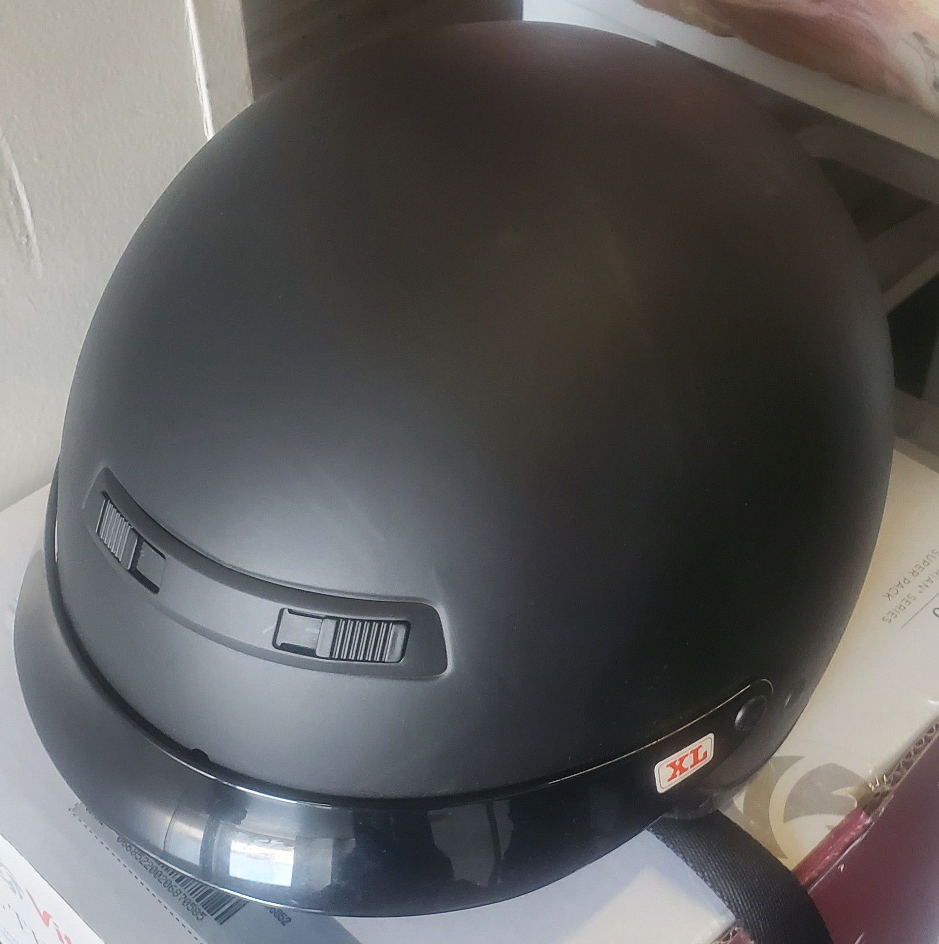 Motorcycle helmet
