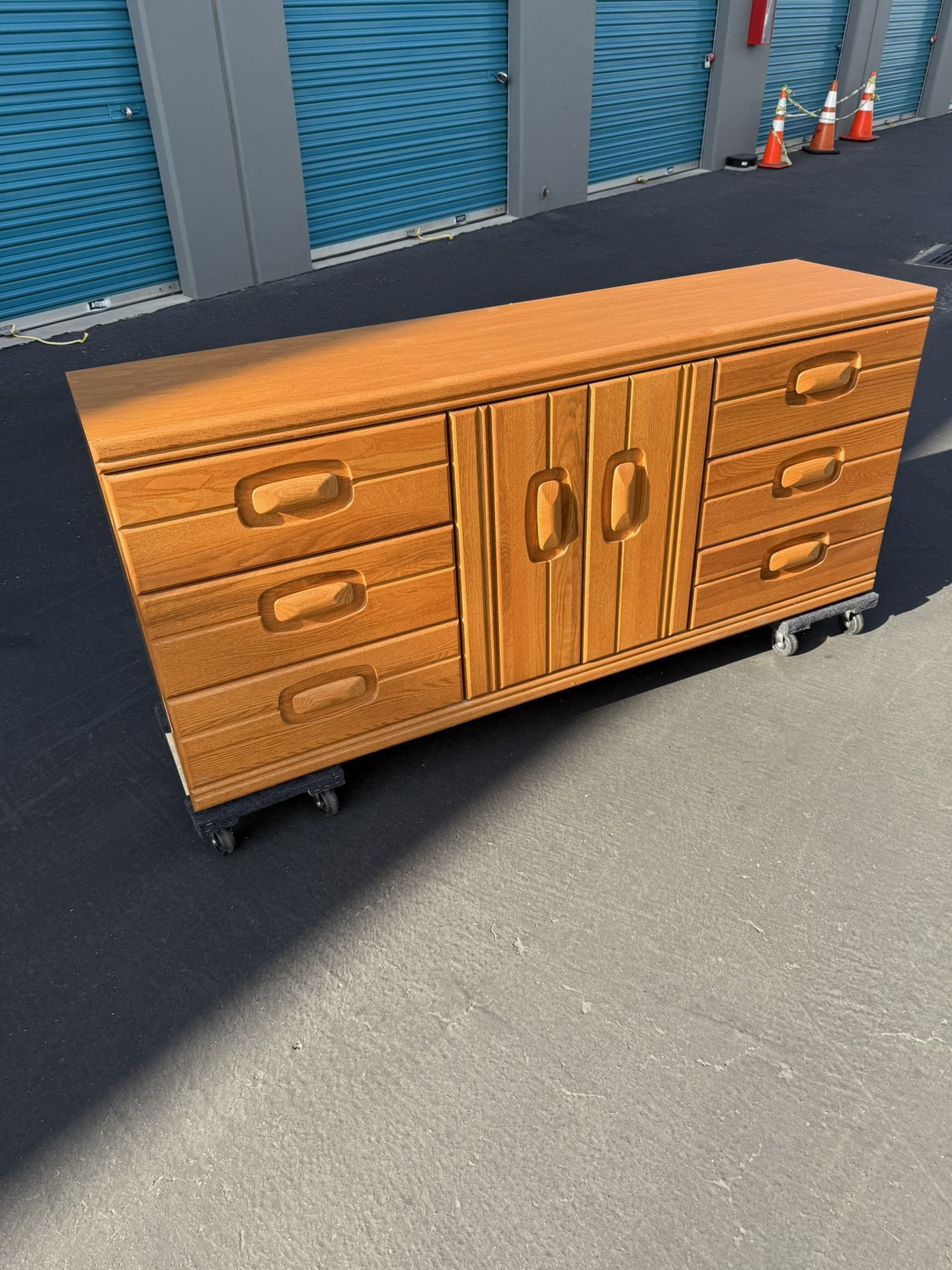 Dresser, Chest Of Drawers, armoire, 2 Bedside Cabinets