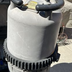Jandy 200 sq. Cartridge filter container